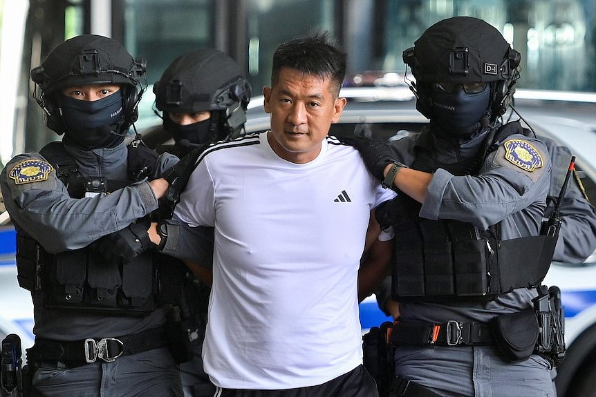 缅甸诈骗园区嫌疑人佘智江被从泰国引渡回中国（图） - 1