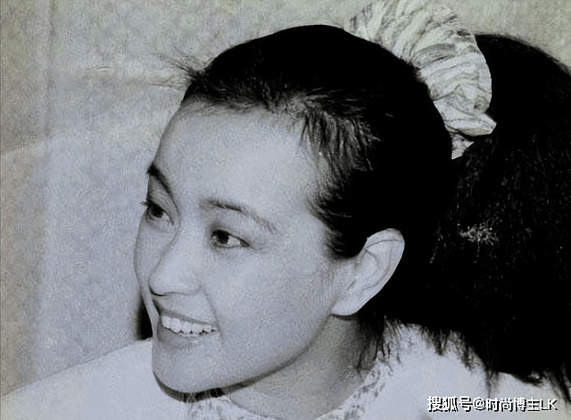 何赛飞美貌惹刘晓庆眼红，两个老戏骨，30年前，二者皆是风华绝代（组图） - 16