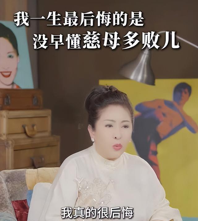 向佑算是没救了！现身南昌酒吧，烟酒不离手，旁边的女人又胖又颓（组图） - 12