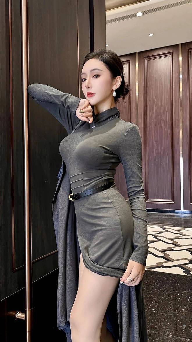 【美女】广府玫瑰王馨瑶：36D高冷御姐，大长腿根本藏不住（组图） - 4