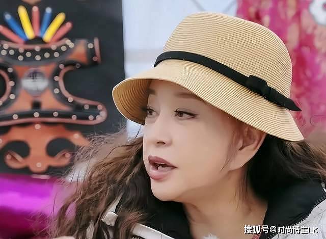 何赛飞美貌惹刘晓庆眼红，两个老戏骨，30年前，二者皆是风华绝代（组图） - 2