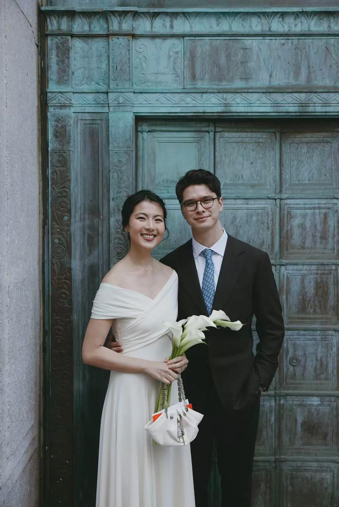 纪梵希家族继承人大婚!自曝“最抠婚礼”,戒指0元购...(组图) - 31