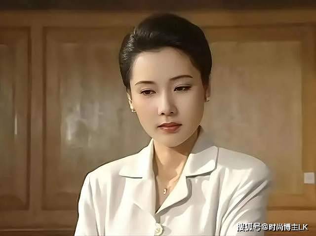 何赛飞美貌惹刘晓庆眼红，两个老戏骨，30年前，二者皆是风华绝代（组图） - 8
