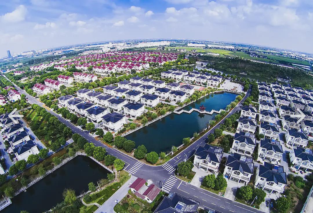 小裁缝白手起家,卖羽绒服年入百亿(组图) - 17