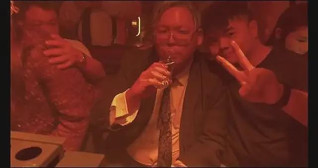 彻底没救了！向佑现身南昌酒吧，新交的女友又胖又颓，烟酒不离手（组图） - 13