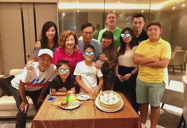 失望透顶！李克勤岳父宣布断绝父子关系，因其欠千万巨债拖垮家人（组图） - 7
