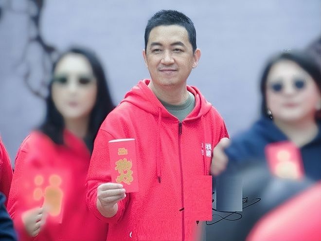 董洁控诉潘粤明家暴十年后，他携三部新剧杀回巅峰（组图） - 2