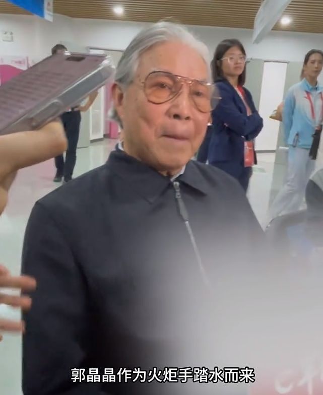 香港阔太们还敢瞧不起郭晶晶!奥运冠军能去的场子你们能去吗(组图) - 2