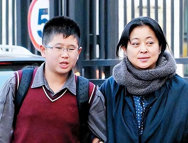 钱再多有什么用!66岁身家过亿的倪萍,还是要为儿子婚恋操碎了心(组图) - 10