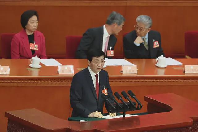 从沈伯洋到八炯、闽南狼:北京为何对这些台湾人发出“红色通缉令”(组图) - 5