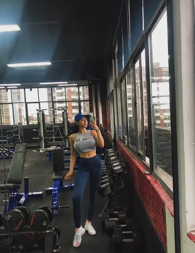 【美女】她就是178cm国产95后肌肉女神，130斤的大围度身材美到犯规，看完我默默滚回了健身房（组图） - 10