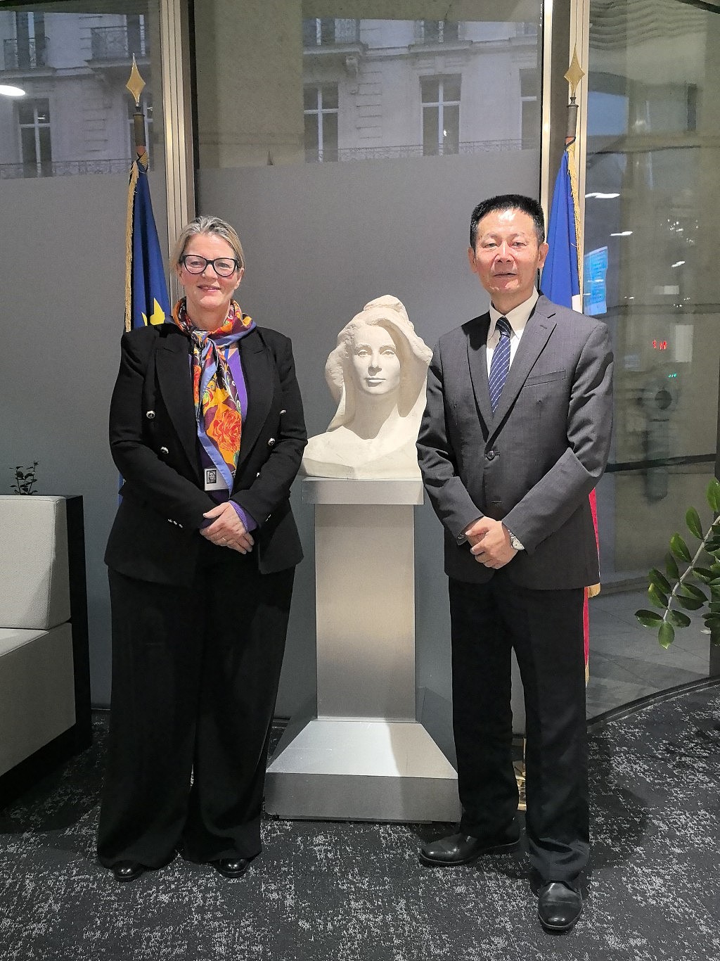 疑似辟谣！路透社：中国证监会主席吴清因健康原因辞职，官网发稿刚访问法国巴西（组图） - 2