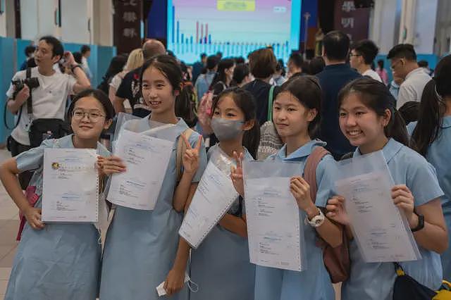 外媒：梁振英批评香港小学开放简体字考试：一文看清争议何以再起（组图） - 7