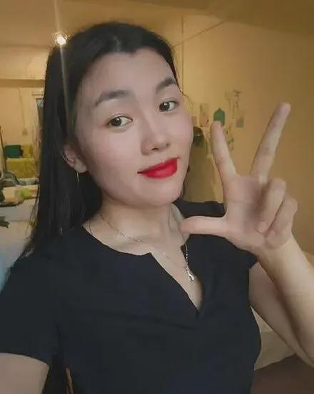 29岁“冷美人”去张家界当野人,35天面相大变,越来越有疯感了(组图) - 32