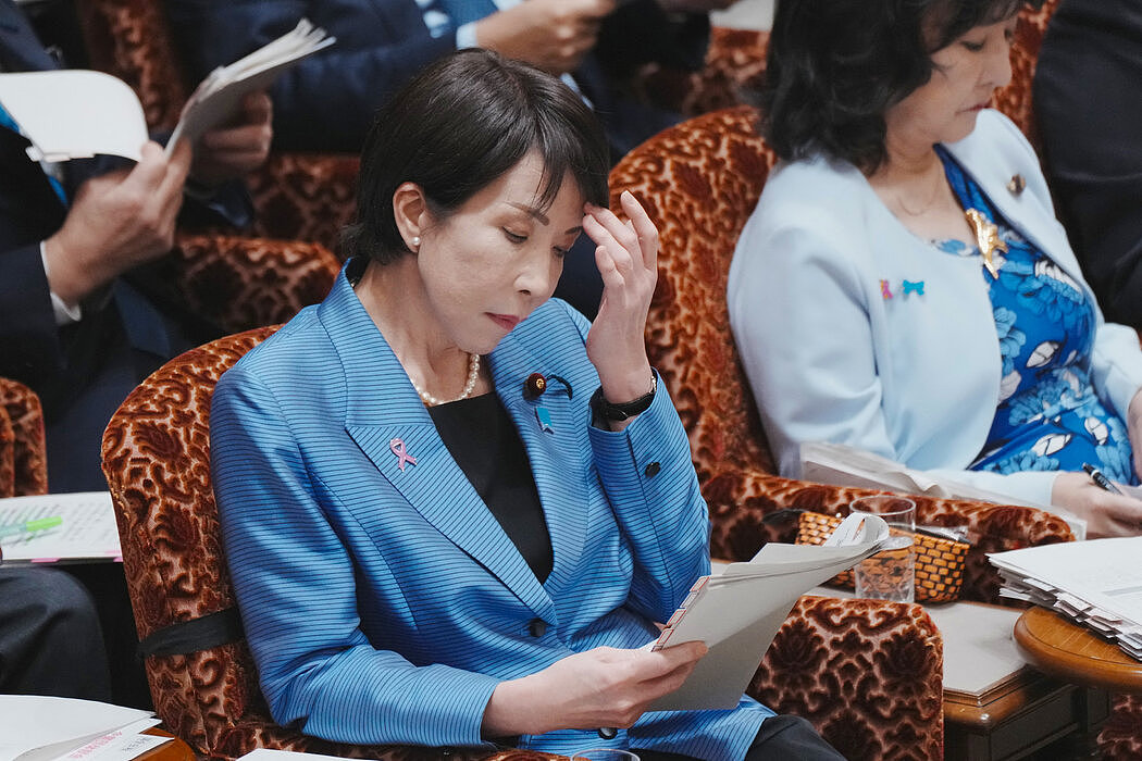 纽时:工作狂首相?高市早苗凌晨3点召集幕僚开会引发争议(组图) - 1