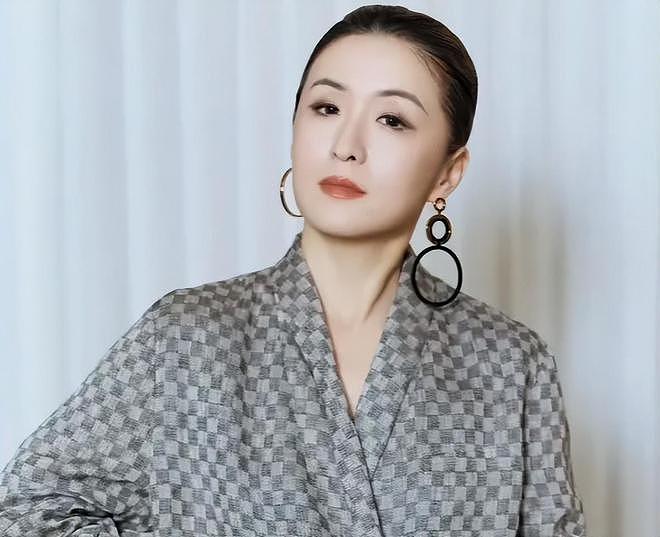 古二再锤秦雯洗稿，王家卫让古二替秦雯写剧情主线，打脸李亚玲（组图） - 4