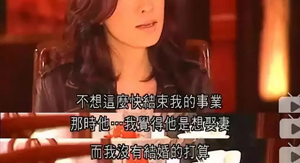 50岁“最丑港女”再度爆红！做过酒娘、拒嫁豪门、不婚不育，如今身价过亿：一般人真驾驭不了（组图） - 27