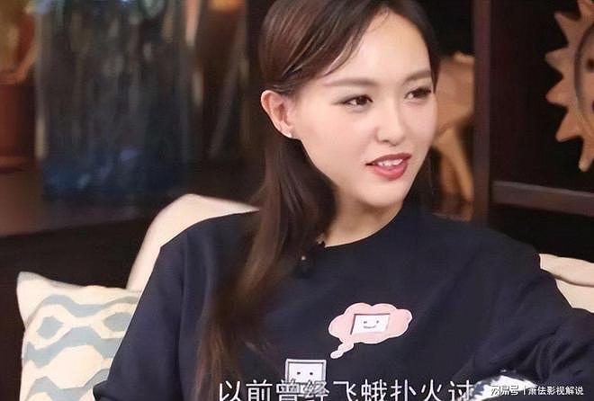 曝2大离婚瓜!国民男星夫妻反目分居2年,钟嘉欣7年抱仨遭骗婚(组图) - 9