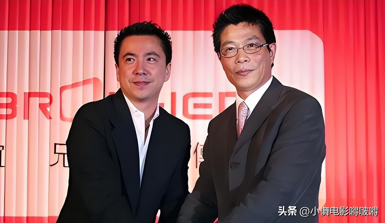 王中磊破产！携全家搬出庄园，老婆愁眉苦脸无奈接受降级（组图） - 4