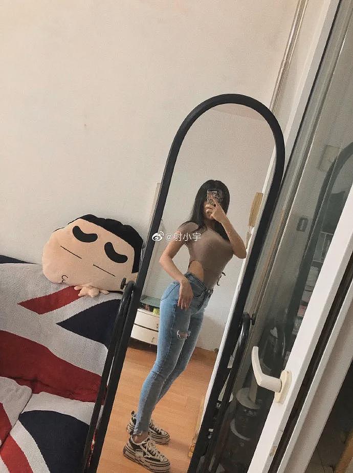 【美女】爱撸铁的瑜伽老师口出狂言:健身不是为了穿衣好看而是脱衣好看,网友:大写的服(组图) - 27