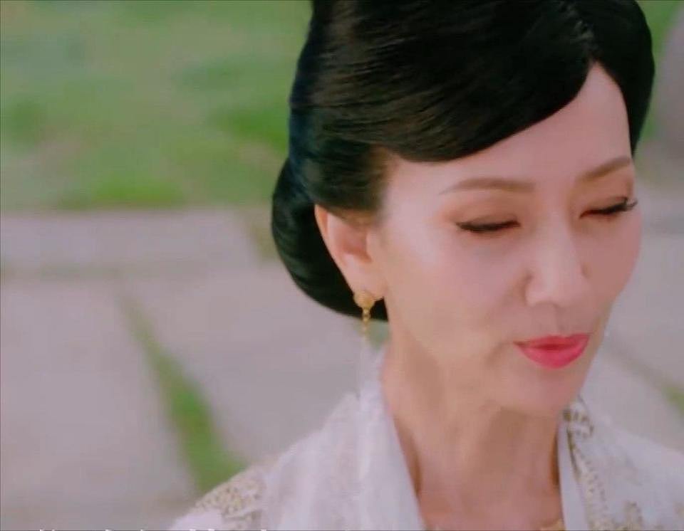 赵雅芝状态遭吐槽:传闻中的“不老女神”们,集体断崖式衰老?(组图) - 10