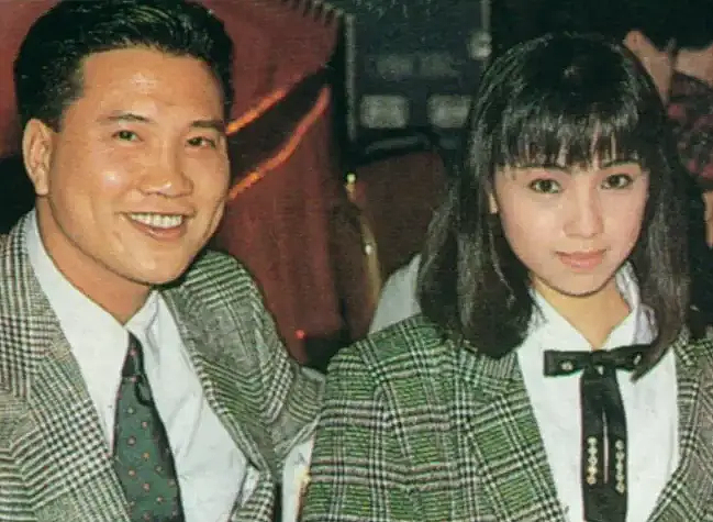 钟嘉欣婚变全梳理：推翻婚前协议，争抢孩子抚养权，TVB女星情路坎坷（组图） - 15
