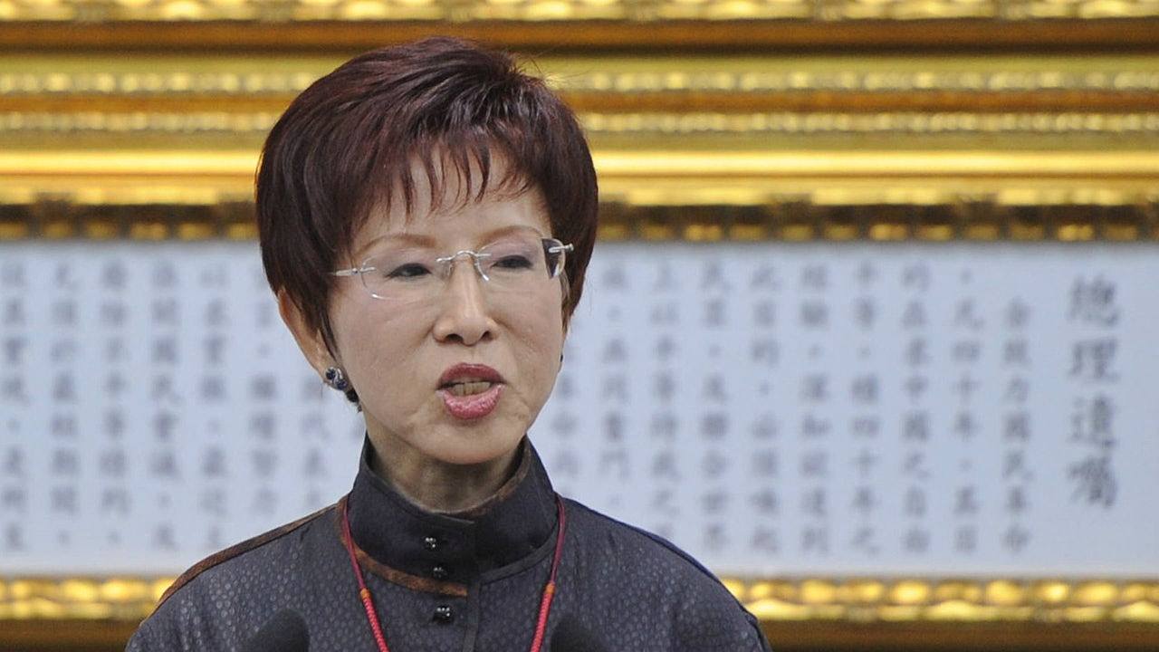 高市早苗发表“台湾有事论”，洪秀柱痛批：关你日本人什么事？（组图） - 1