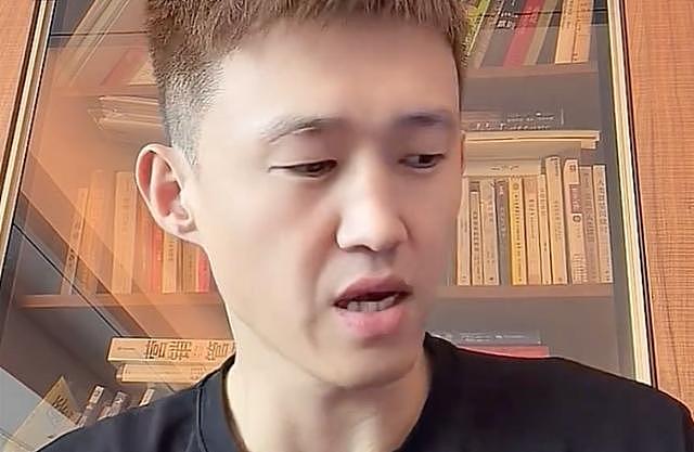 易建联近况曝光!周鹏:大哥永远是大哥,身材比运动员时期还要棒(组图) - 2