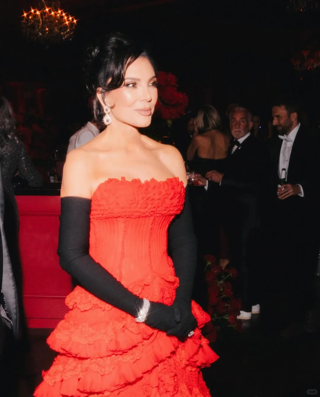 生日宴轰动全美,排场堪比Met Gala!全网最关注的却是她70岁的脸...(组图) - 4
