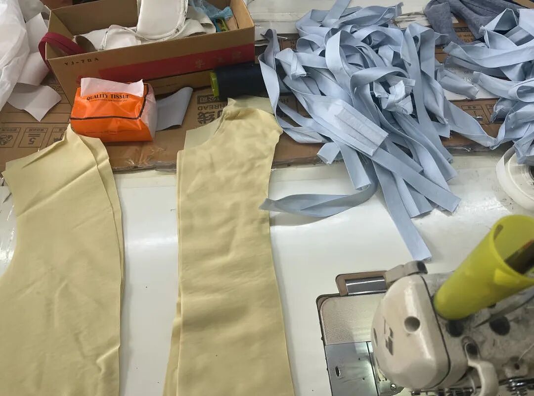 名校毕业的年轻人,为什么辞编制进厂打工了?(组图) - 3