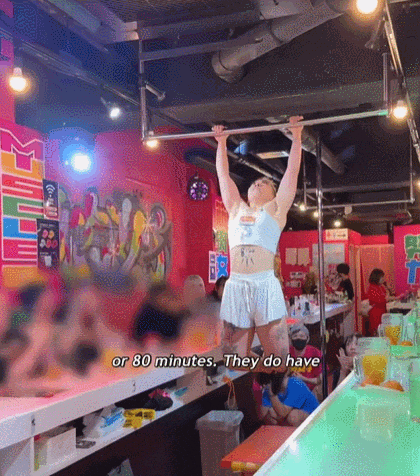 日本肌肉女酒吧:全女服务生但都超壮!徒手碎橙子、公主抱顾客...(组图) - 8