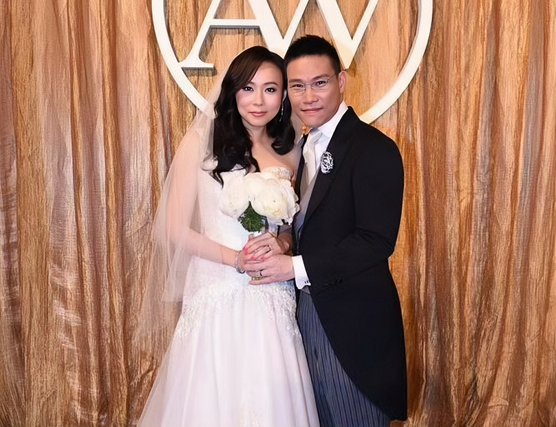 香港知名男星被曝婚内出轨？前一天还在和妻子秀恩爱，结果大反转（组图） - 5