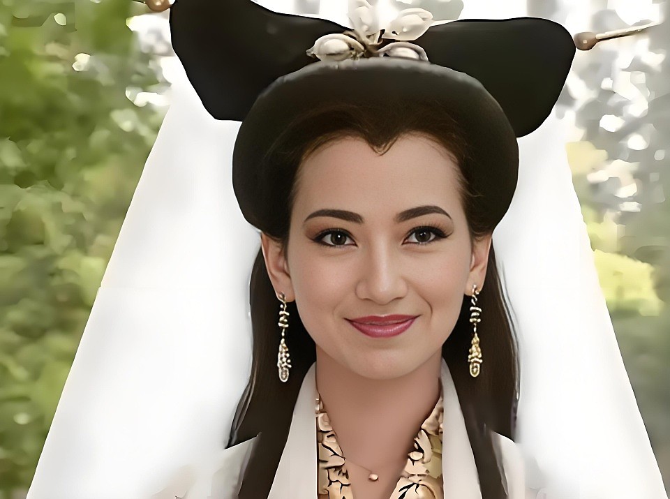 赵雅芝状态遭吐槽:传闻中的“不老女神”们,集体断崖式衰老?(组图) - 8