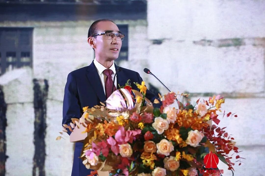 福建前首富许世辉交棒，80后女儿上位！其家族财富曾超宗庆后家族，旗下有达利园、可比克、和其正等品牌（组图） - 1