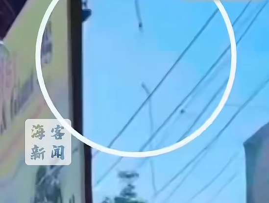 男子蹦极时绳索突然断了,直接坠落……(组图) - 1