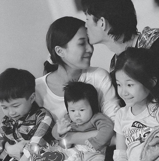 “港圈白月光”钟嘉欣闹离婚：错过林峰，却遭丈夫骗婚？可曾后悔（组图） - 32