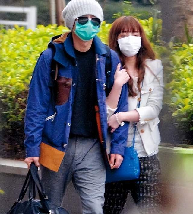 卓伟曝国民男星闹离婚!夫妻反目,已分居2年,靳东吴奇隆躺枪(组图) - 16