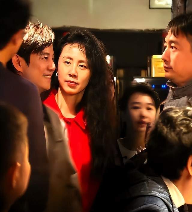 卓伟曝国民男星闹离婚!夫妻反目,已分居2年,靳东吴奇隆躺枪(组图) - 5