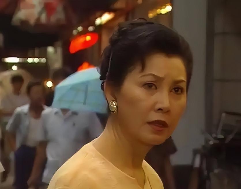 悲痛!曝香港知名女星老公在家中离世,移民加拿大,回国第4天传噩耗(组图) - 5