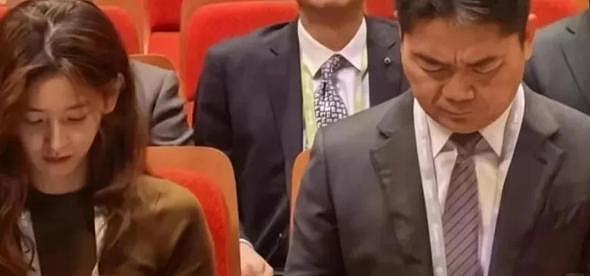 “婚变风波”仅10天,章泽天又官宣喜讯,让整个娱乐圈都要刮目相看了(组图) - 2