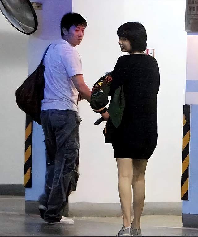 卓伟曝国民男星闹离婚!夫妻反目,已分居2年,靳东吴奇隆躺枪(组图) - 13