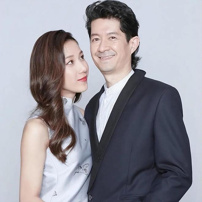 “港圈白月光”钟嘉欣闹离婚：错过林峰，却遭丈夫骗婚？可曾后悔（组图） - 26