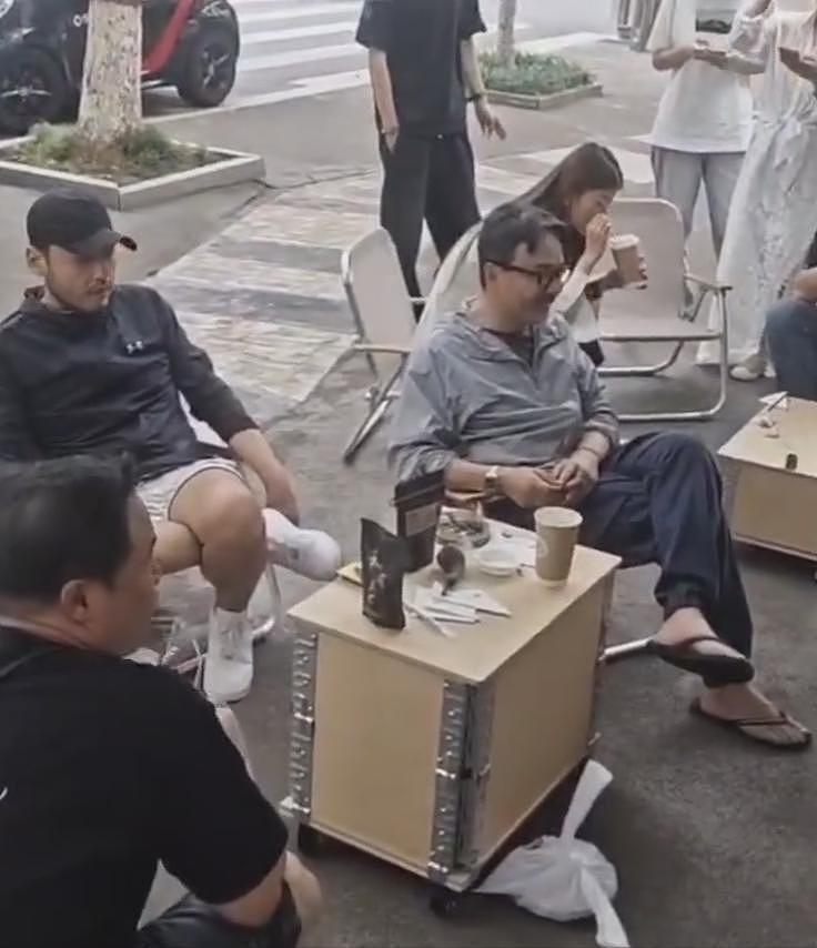 主持一哥现状：有人身家上亿，孟非汪涵闲如退休，地位都撼动不了（组图） - 13