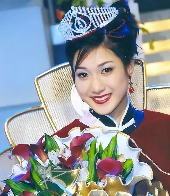 “港圈白月光”钟嘉欣闹离婚：错过林峰，却遭丈夫骗婚？可曾后悔（组图） - 6