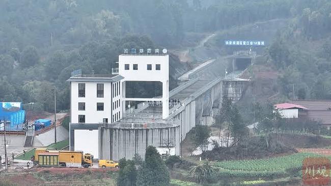 想结为亲家,湖北副省长曹广晶与前世界冠军贪腐细节曝光(图) - 1