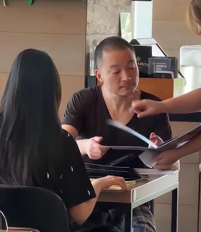 “秀才”喻恩泰婚变！分居拒付抚养费逼妻子离婚，9部待播作品或受影响（组图） - 3
