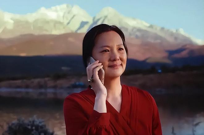 金鸡奖名场面!第1排大佬坐镇,咏梅表情管理,袁弘第5次当锦鲤(组图) - 4