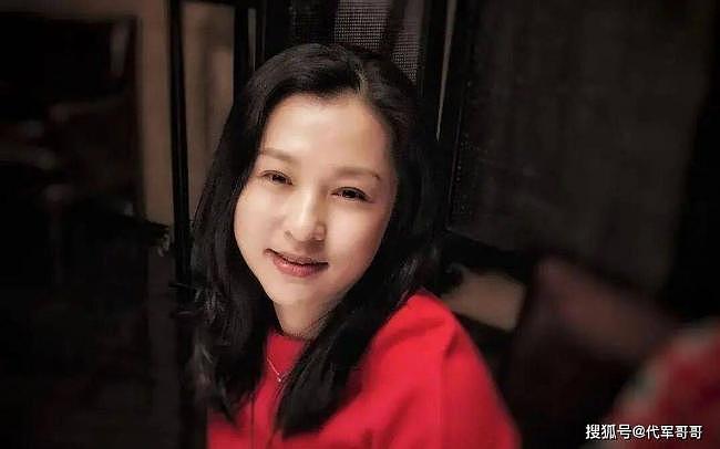 坚决拒绝潜规则,47岁仍未婚的她如今怎样了(组图) - 6