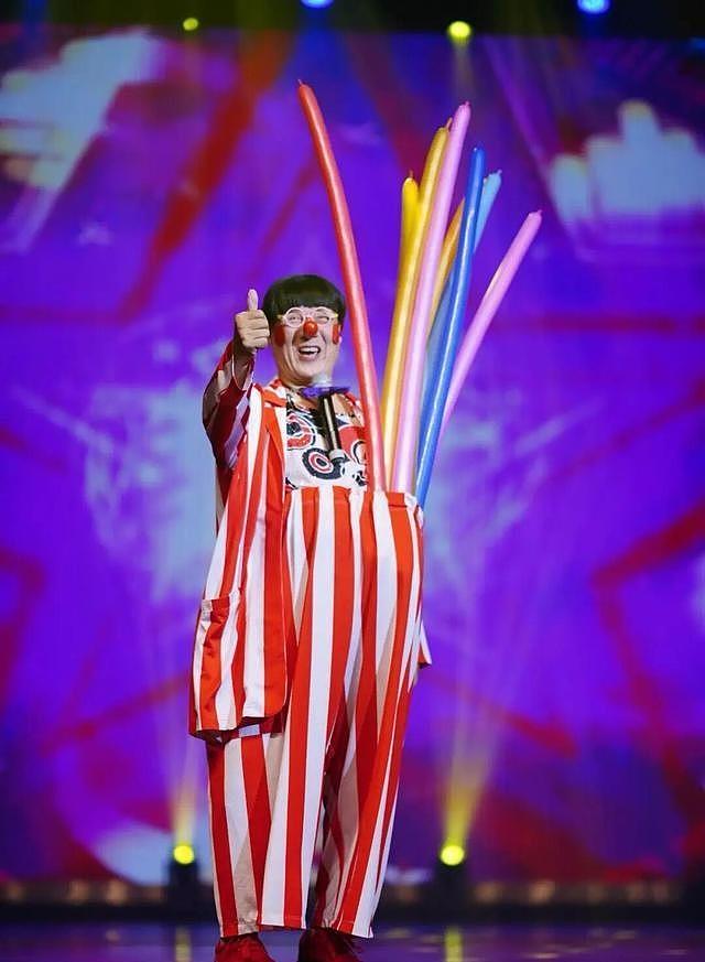 一级演员李春来表演时突然倒地,被送医后经全力抢救无效去世(组图) - 1