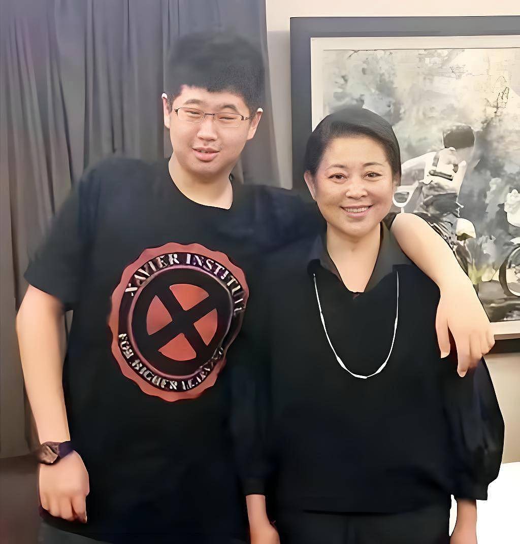 倪萍:儿子今年26岁了,我有两个担心,有钱也难圆满(组图) - 3